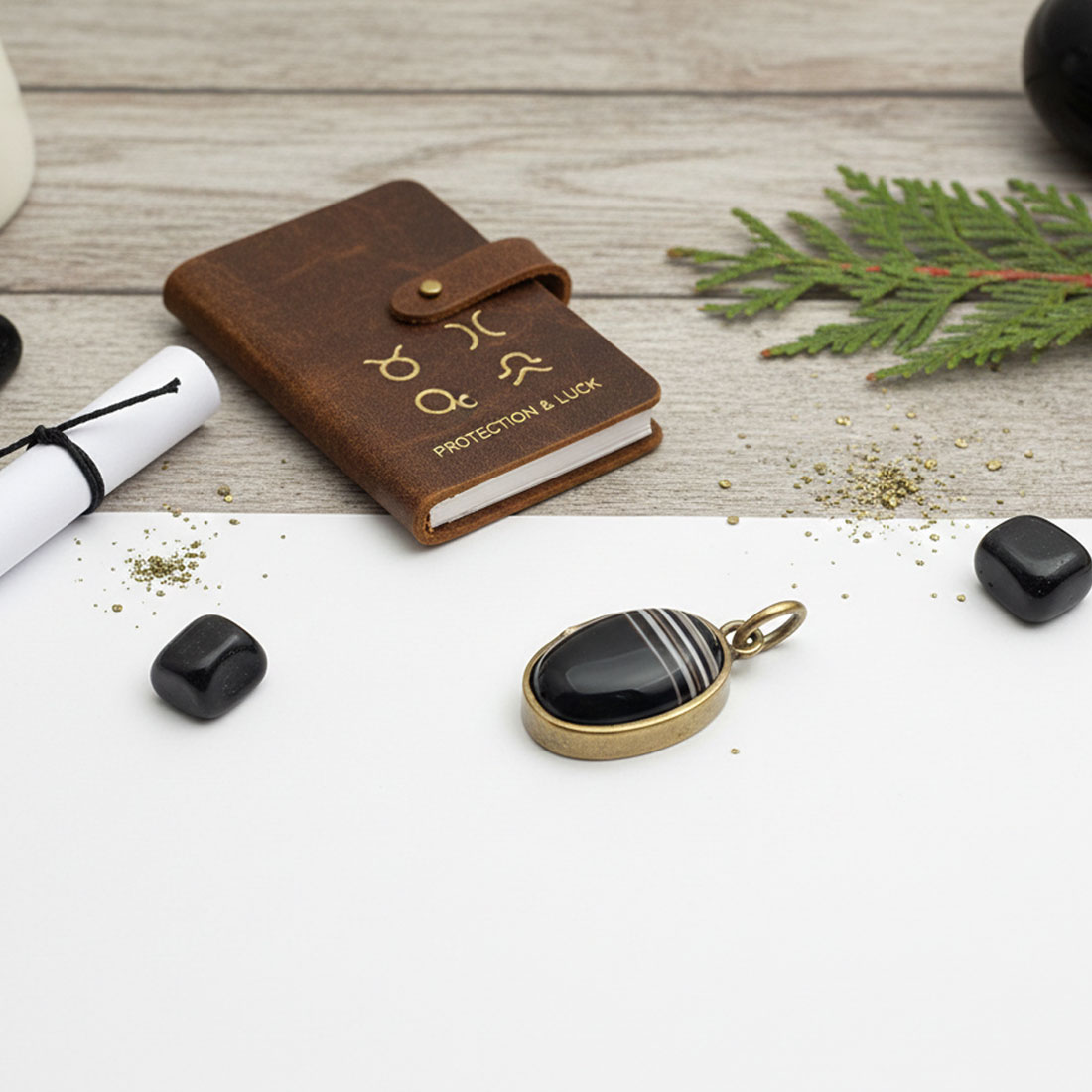 Natural Sulemani Hakik Stone Brass Pendant/Locket - Image 5